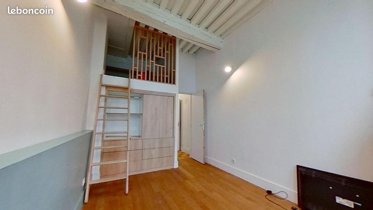 Appartement 2 pièces 67 m² — 14