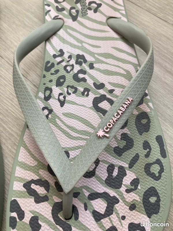 Paire de tong (image 2)