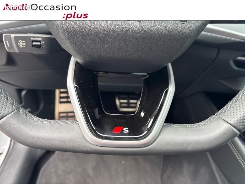 Audi Q3 1.5 e-hybrid 272ch S line S tronic 6 (image 22)