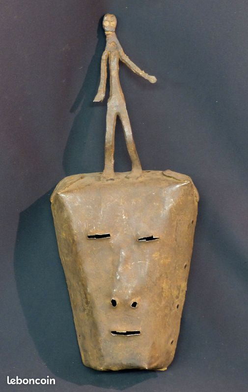 A Art Africain masque de forgeron Dogon Mali 45cm métal force brute primaire (image 1)