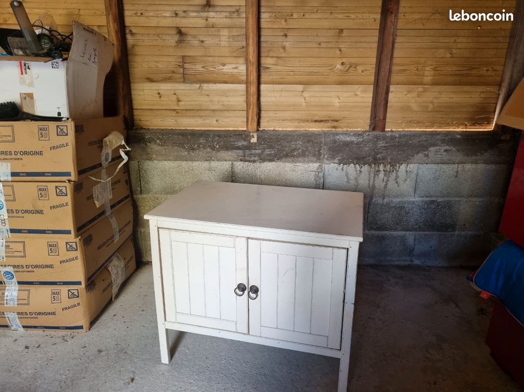 Meuble en bois (image 2)