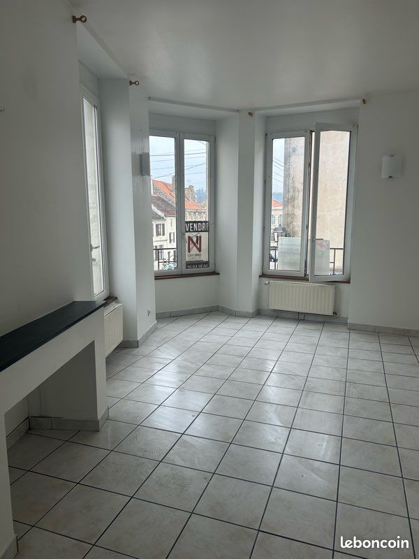 Appartement 3 pièces 60 m² · à Neufchâteau · 60 m² · 650 €/mois