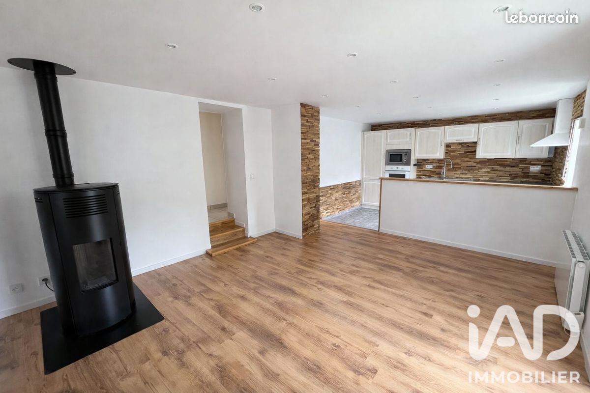 Maison 3 pièces 95 m² (image 1)