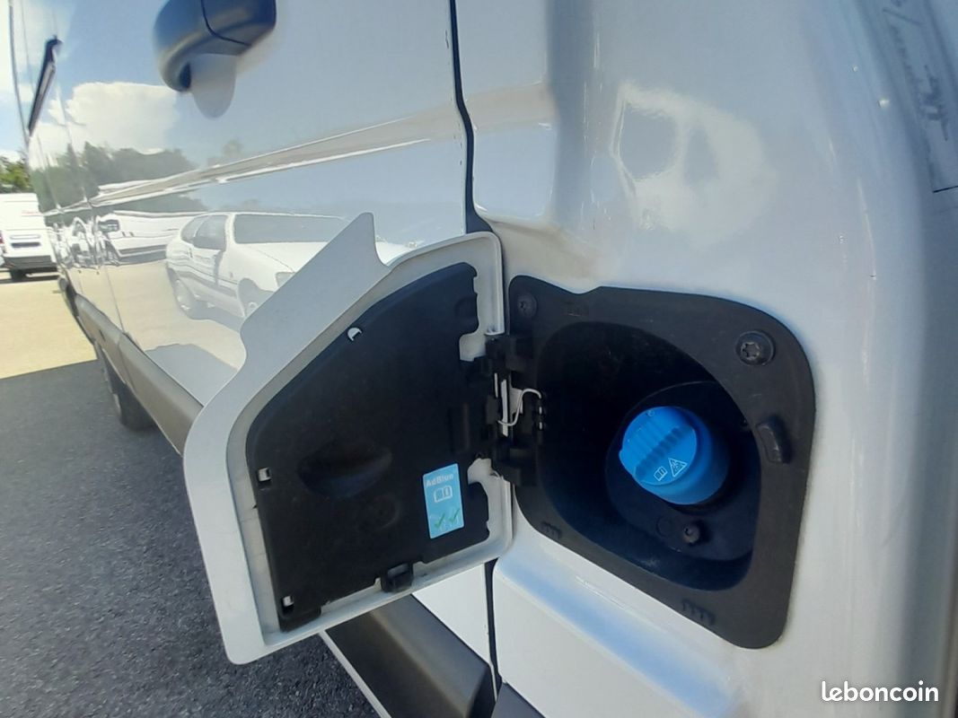 Renault master fourgon l3h2 blue dci 135 grand confort prix 15000 euros ht (image 20)