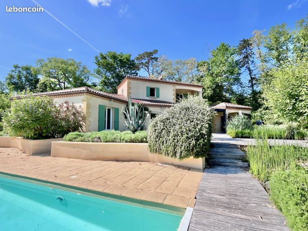Maison 7 pièces 213 m²