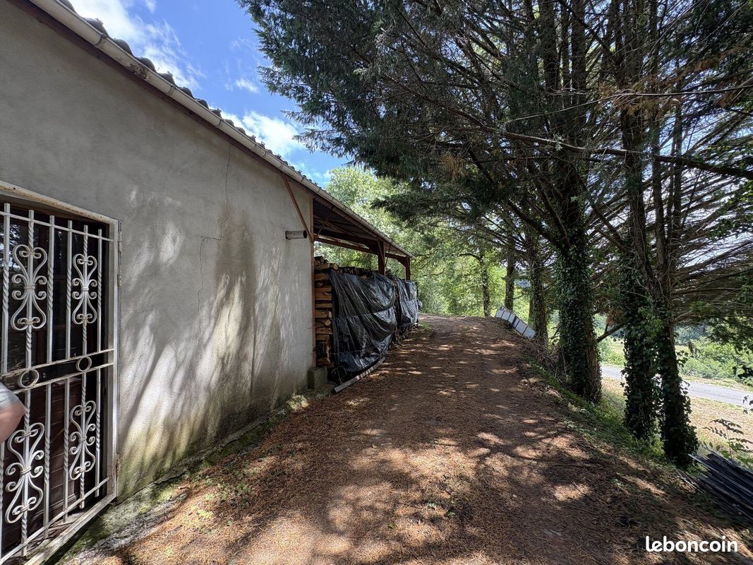 Propriété 9 pièces 190 m² (image 4)
