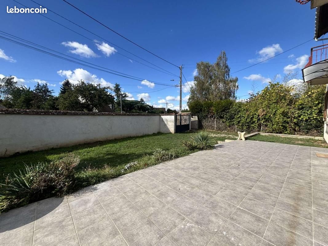 Appartement 3 pièces 55 m² · à Perthes · 55 m² · 900 €/mois