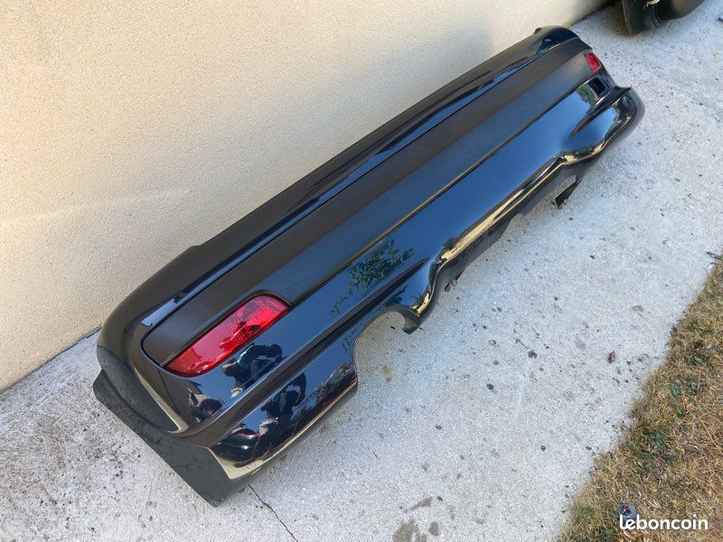 Pare choc arrière Peugeot 206 Plus (+) (image 1)