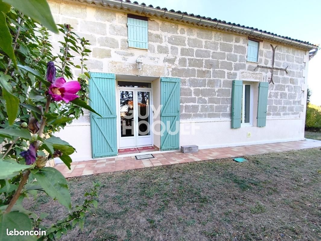 Maison 5 pièces 163 m² · à Virazeil · 163 m² · 296 800 €