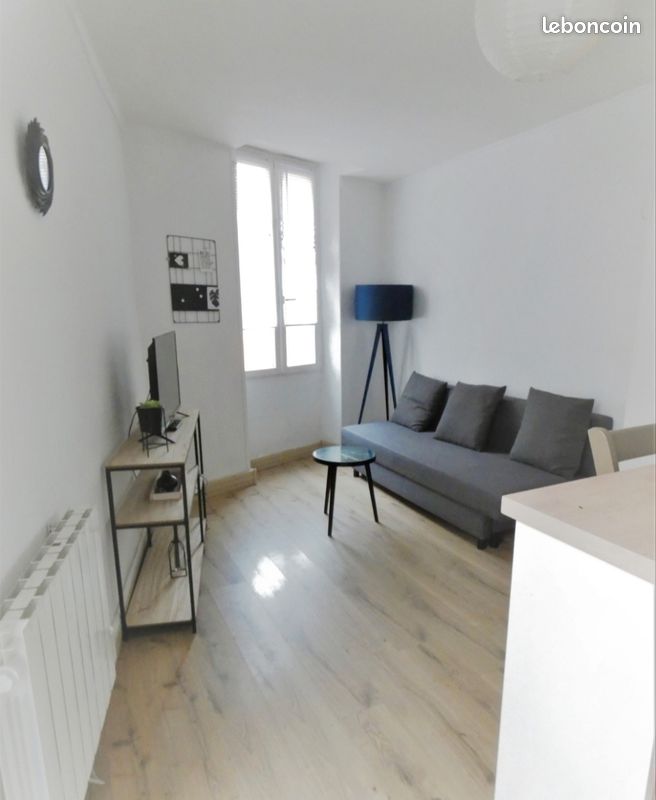 Appartement 1 pièce 18 m² · à Montélimar · 18 m² · 390 €