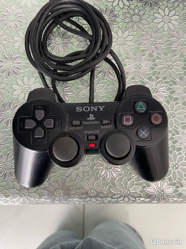 Jeu PS2 Black - Version Française Complète - Bon état Général