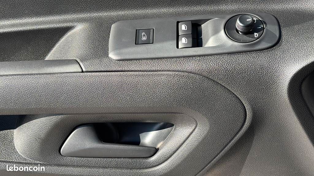 Opel combo cargo M 650 KG BLUEHDI 130 S&S BVM6 (image 17)