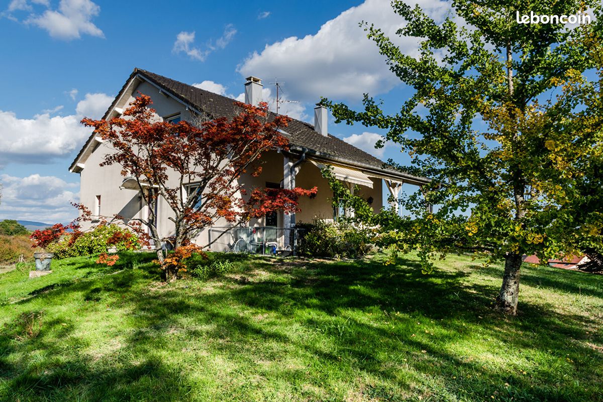 Maison 6 pièces 140 m² · à Frotey-lès-Lure · 140 m² · 230 500 €