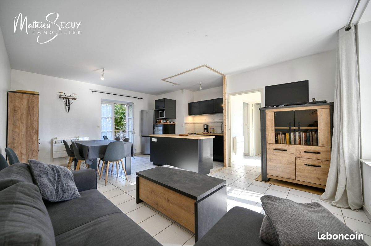Appartement 2 pièces 48 m² · à Thurins · 48 m² · 700 €
