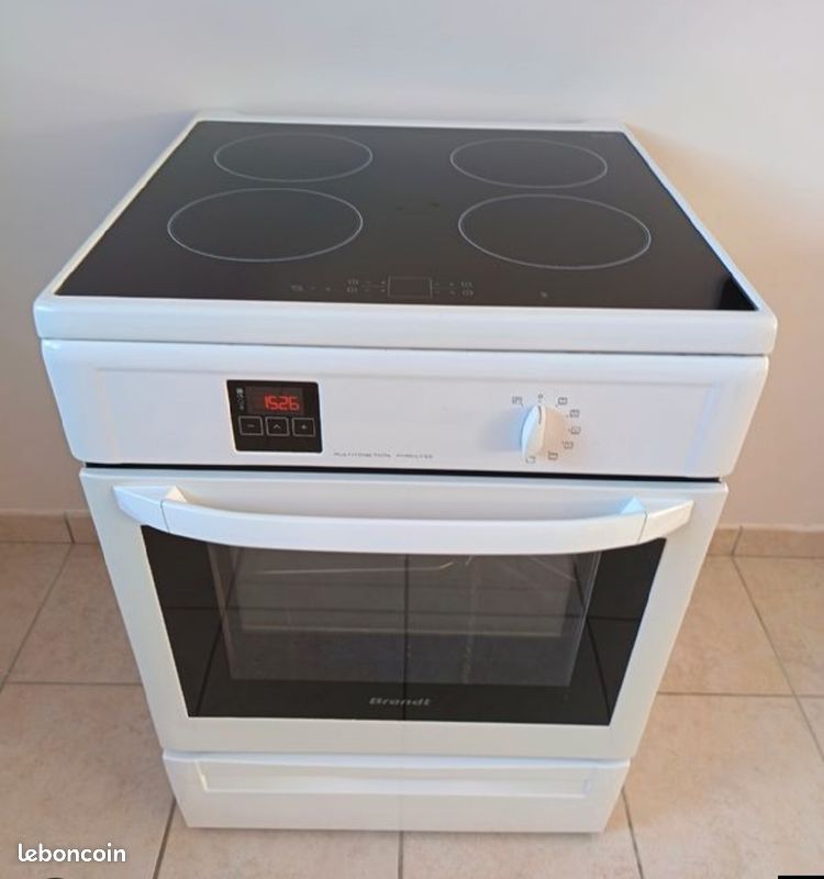 Cuisinière Induction Brandt 4 Foyers Excellent État (image 1)