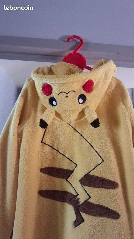 Combinaison pyjama pikachu (image 5)