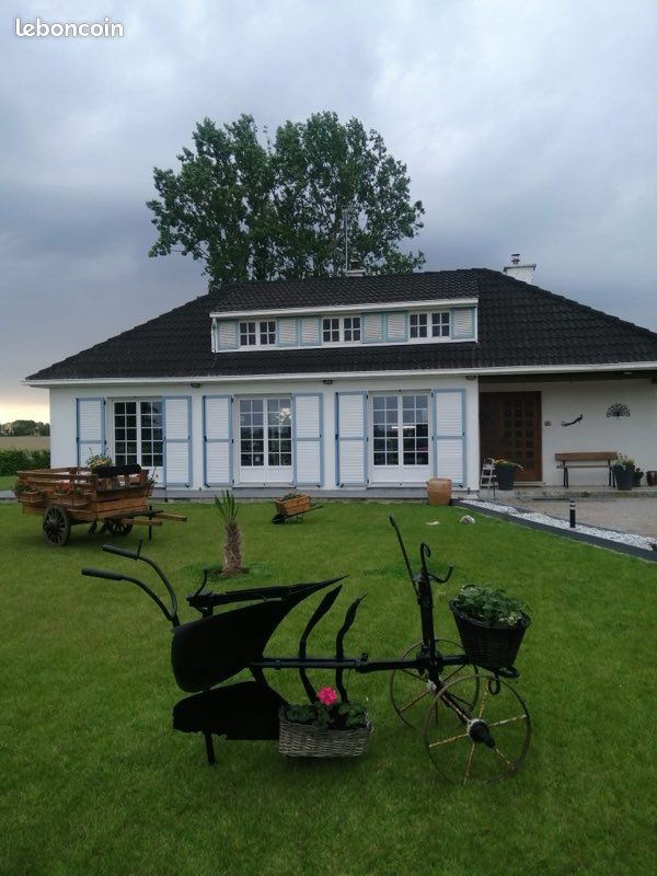 Maison 6 pièces 138 m² · à Crochte · 138 m² · 365 000 €