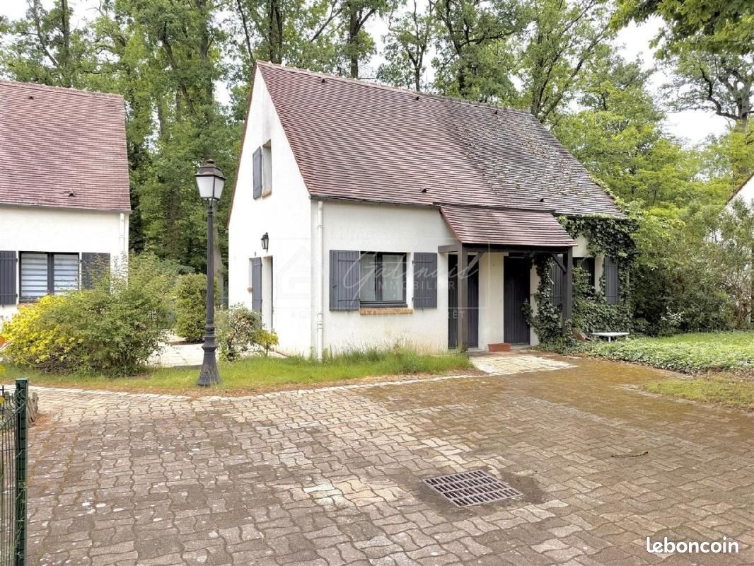Maison 3 pièces 42 m² · à Arbonne-la-Forêt · 42 m² · 215 000 €