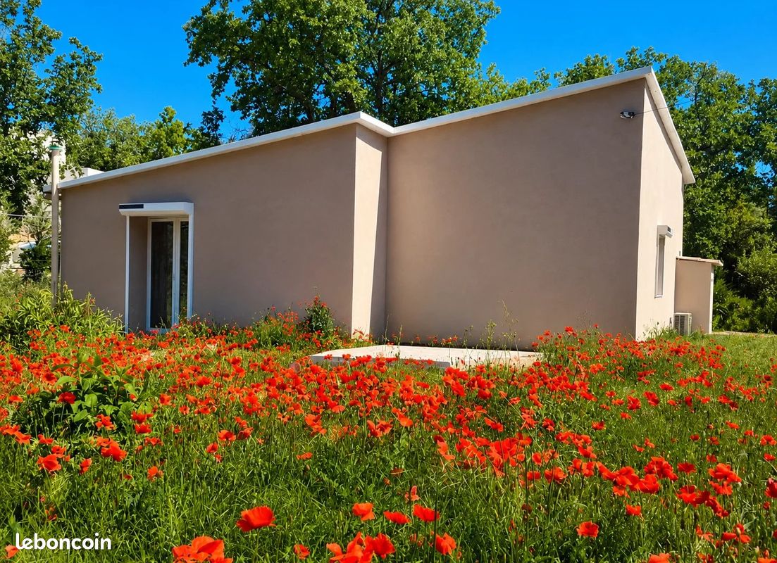 Maison 3 pièces 86 m² · à Saint-Maximin-la-Sainte-Baume · 86 m² · 395 000 €