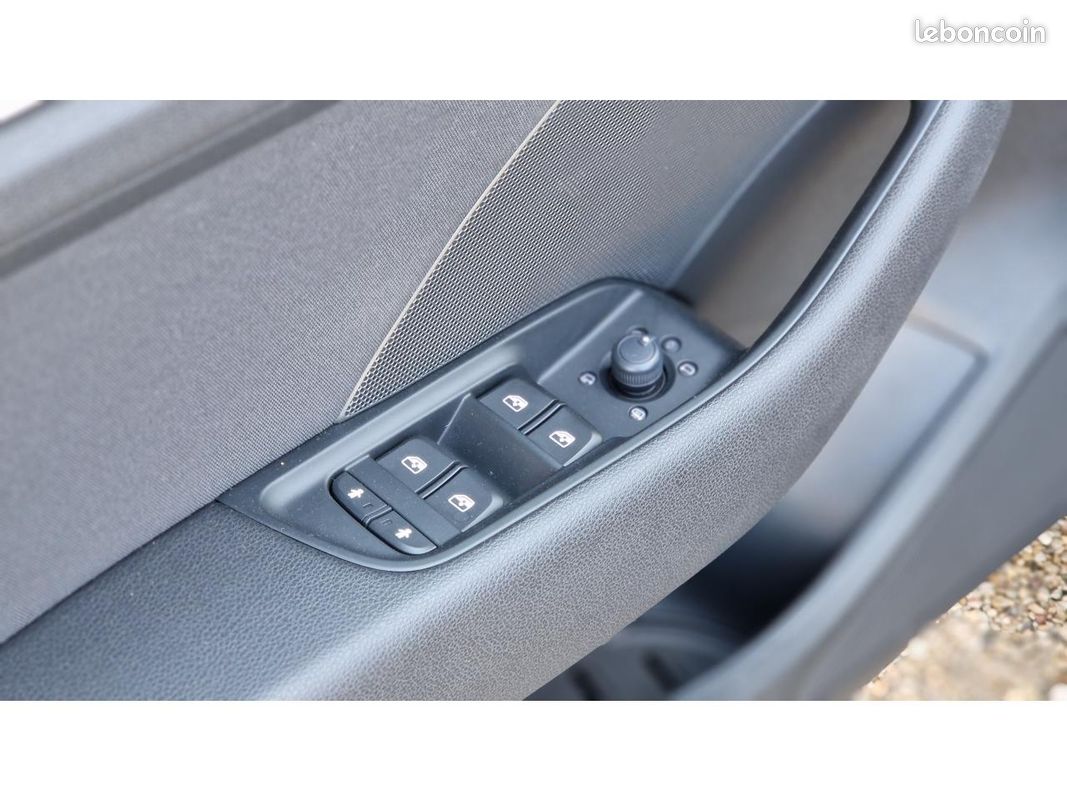 AUDI A3 Sportback 1.6 TDI - 110 Business Line (image 19)