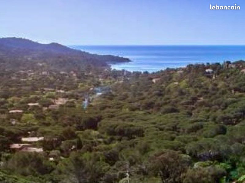 Maison 6 pièces 370 m² · à La Croix-Valmer · 370 m² · 3 950 000 €