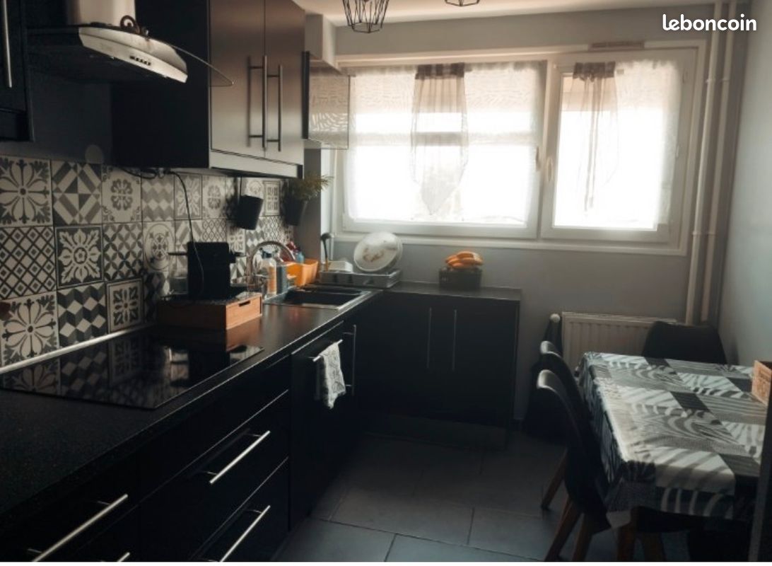 Appartement 4 pièces 82 m² · à Saint-Fons · 82 m² · 1 170 €/mois