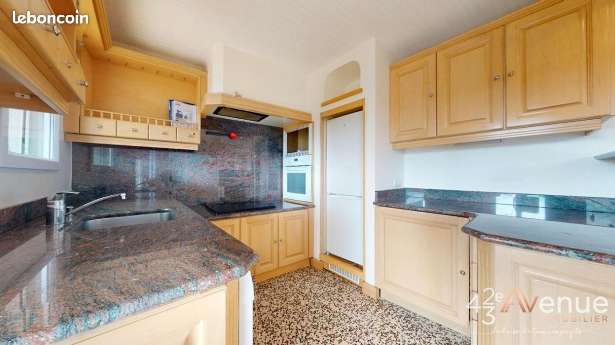 Maison 8 pièces 143 m² (image 8)