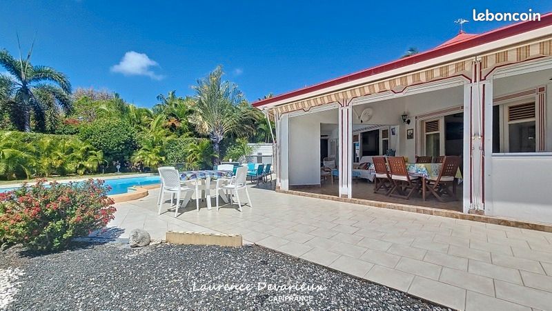 Maison 3 pièces 103 m² · à Saint-François · 103 m² · 465 000 €