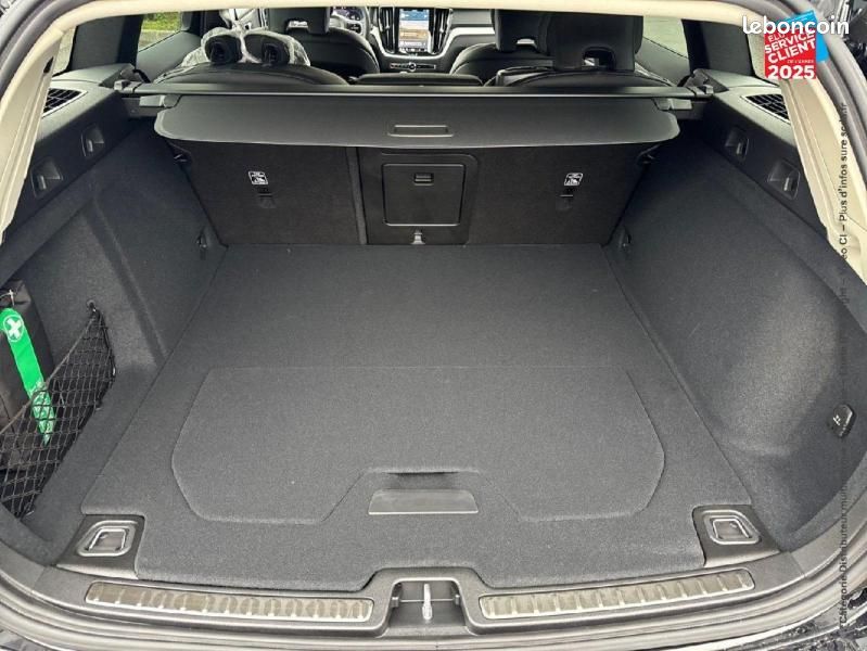 Volvo V60 B4 197ch Plus Style Dark DCT 7 (image 6)
