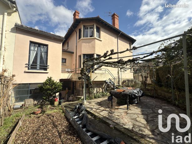 Maison 7 pièces 200 m²
