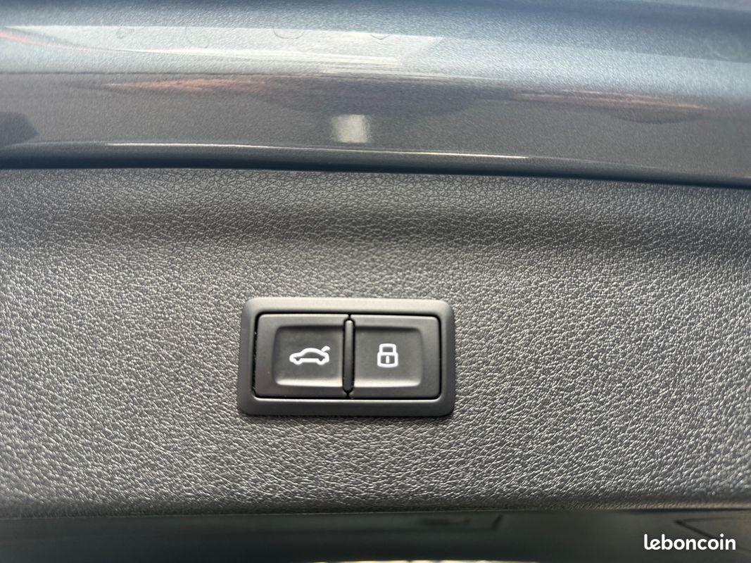 Audi Q3 2.0 TDI 184 Quattro S Tronic - S Line - Caméra - Sièges Chauffant - Attelage - Suivi Audi (image 27)