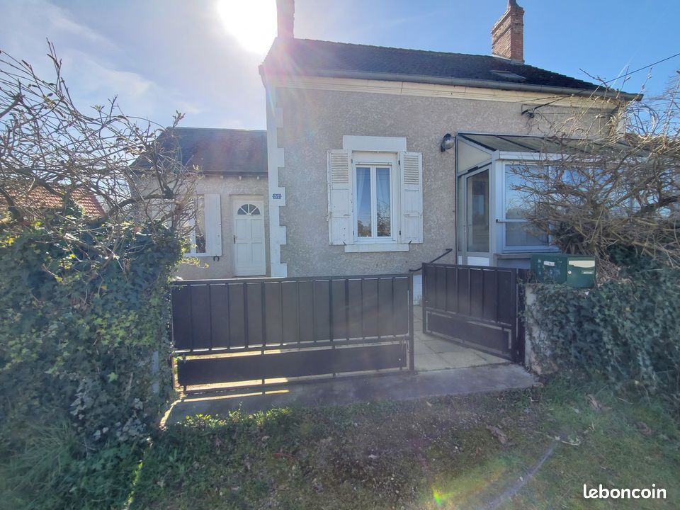 Maison 5 pièces 128 m² · à Vierzon · 128 m² · 98 000 €