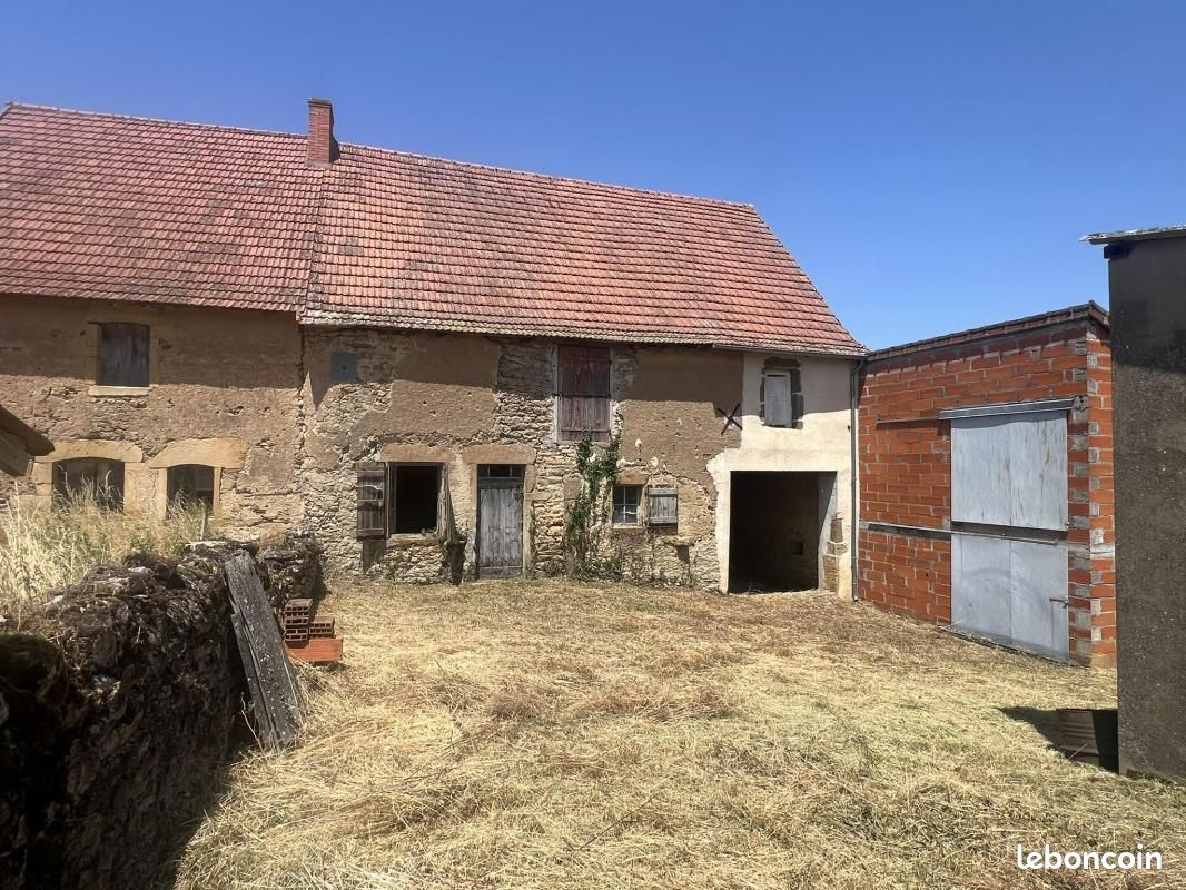 Maison 4 pièces 60 m² · à La Clayette · 60 m² · 33 500 €