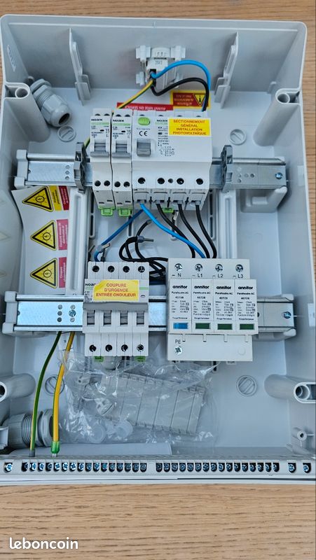 Coffret AC Photovoltaïque Triphasé Complet – Parafoudre + Différentiel – Neuf (image 5)