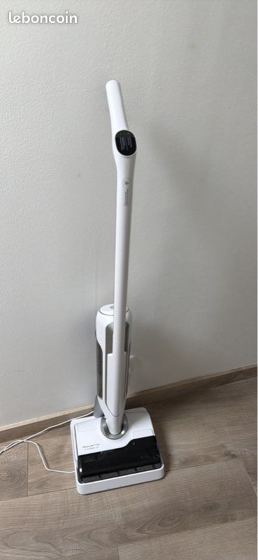 Aspirateur laveur Rowenta XClean 10 (image 1)