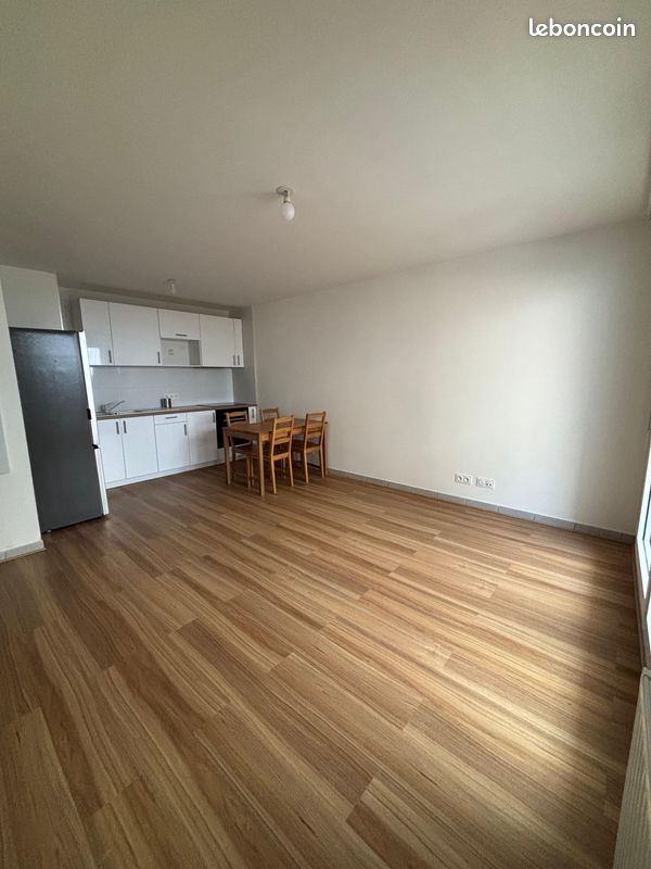 Appartement 3 pièces 59 m² · à Romainville · 59 m² · 1 450 €/mois