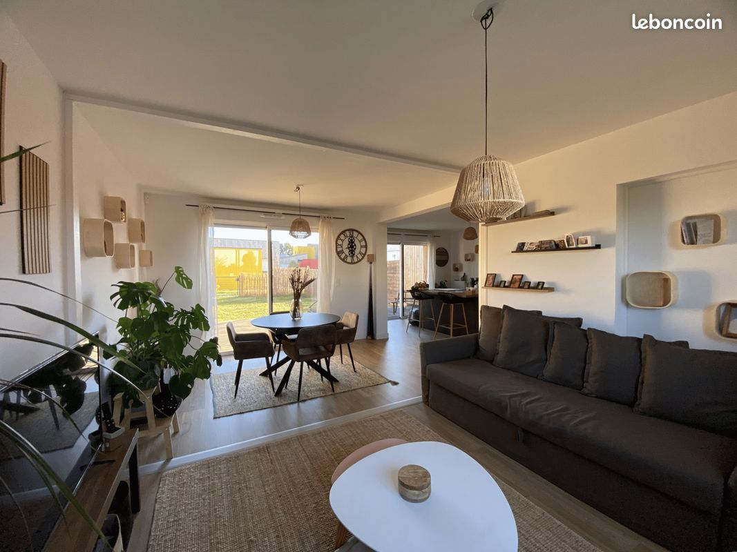 Maison 5 pièces 92 m² · à Montreuil-le-Gast · 92 m² · 278 932 €