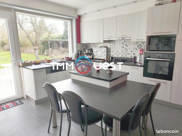 Maison 8 pièces 200 m²