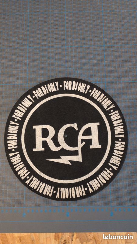 Feutrine slipmat RCA vintage pour platine vinyle (image 1)