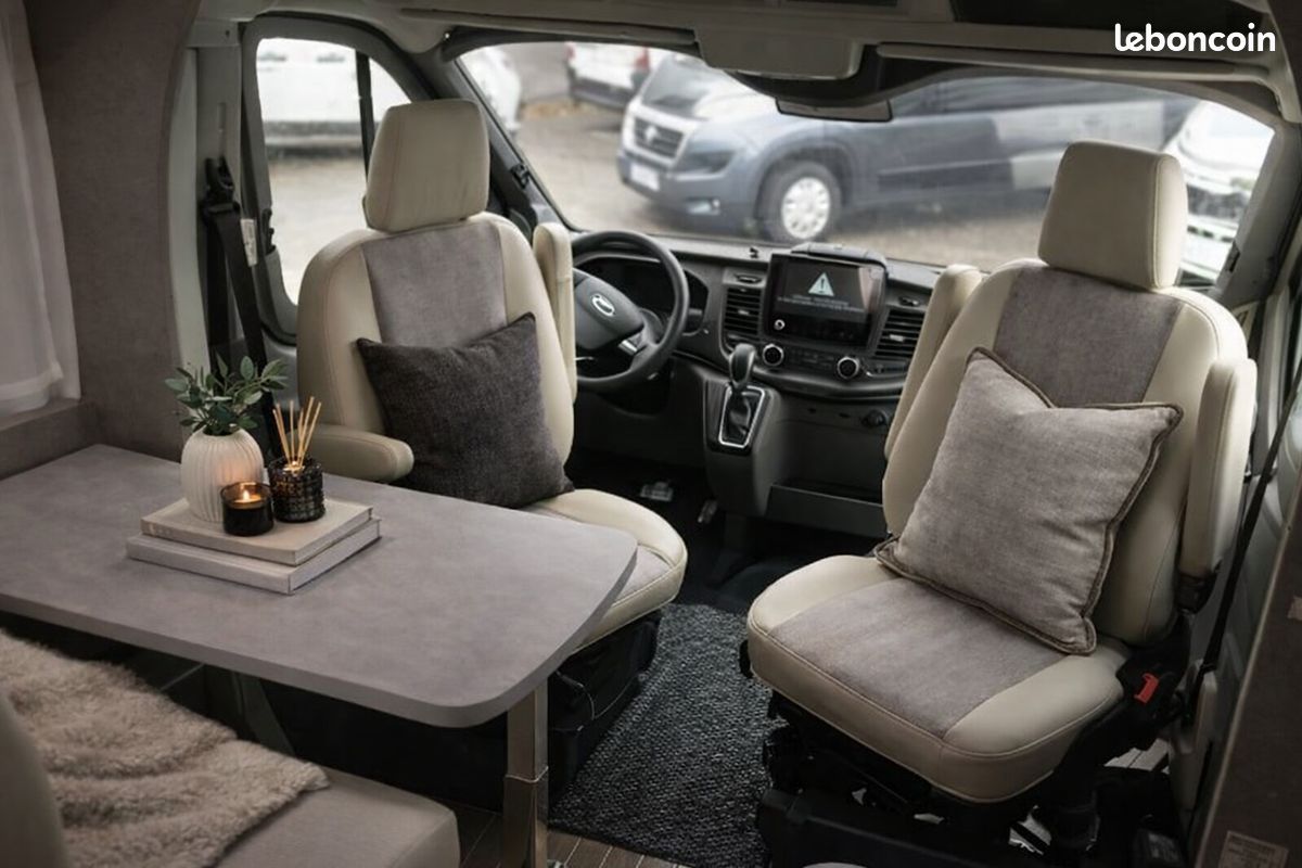 đ„ Etrusco V5.9 DF BoĂźte Auto â ProfilĂ© Compact 5m99 â Offre exceptionnelle (image 5)