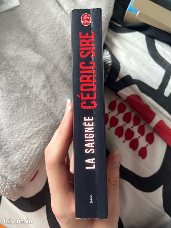 Cédric Sire – La Saignée - Édition Le Livre de Poche – Policier / Thriller (image 7)