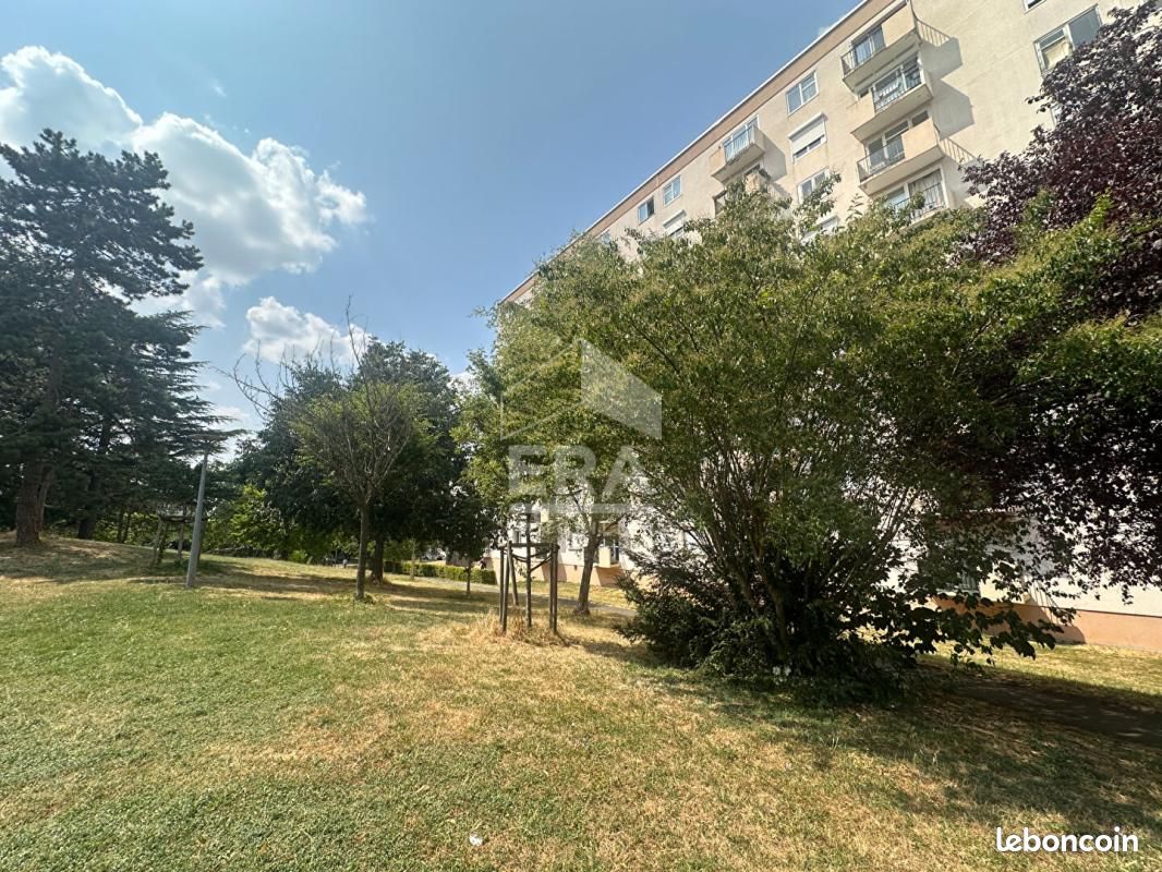 Appartement 4 pièces 66 m² · à Créteil · 66 m² · 242 000 €