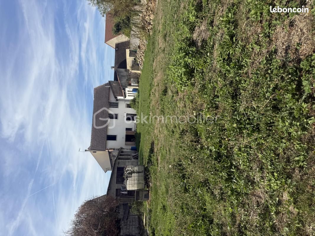 Maison 7 pièces 165 m² · à La Chapelle-Gauthier · 165 m² · 230 000 €