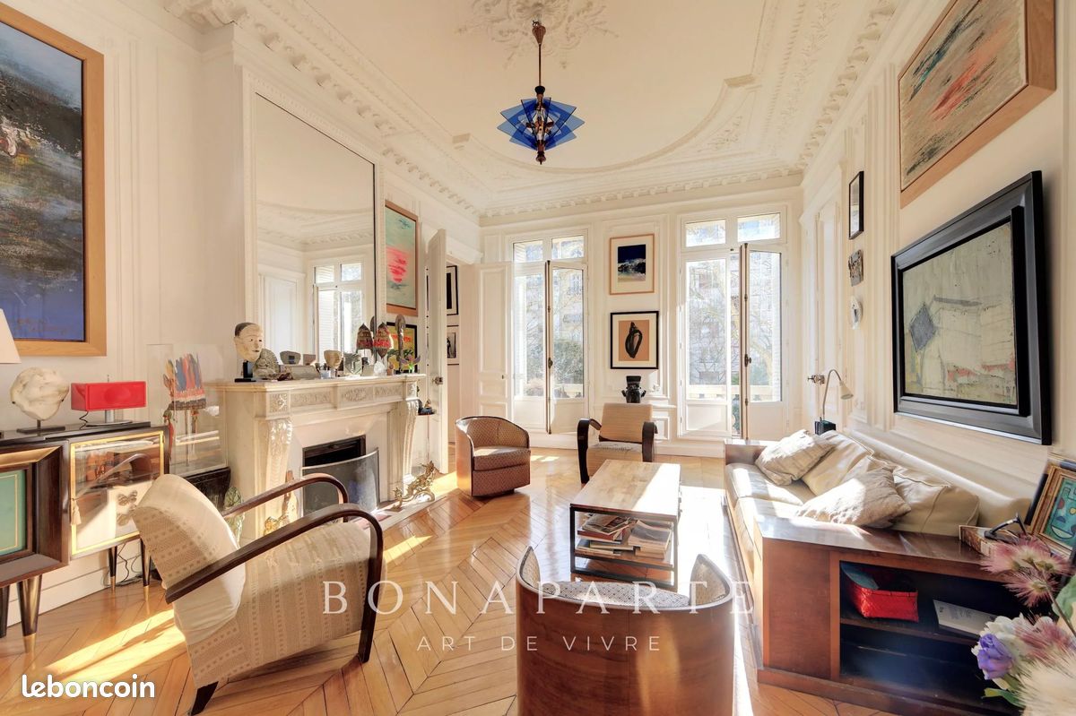 Appartement 6 pièces 154 m² · à Paris · 154 m² · 1 420 000 €
