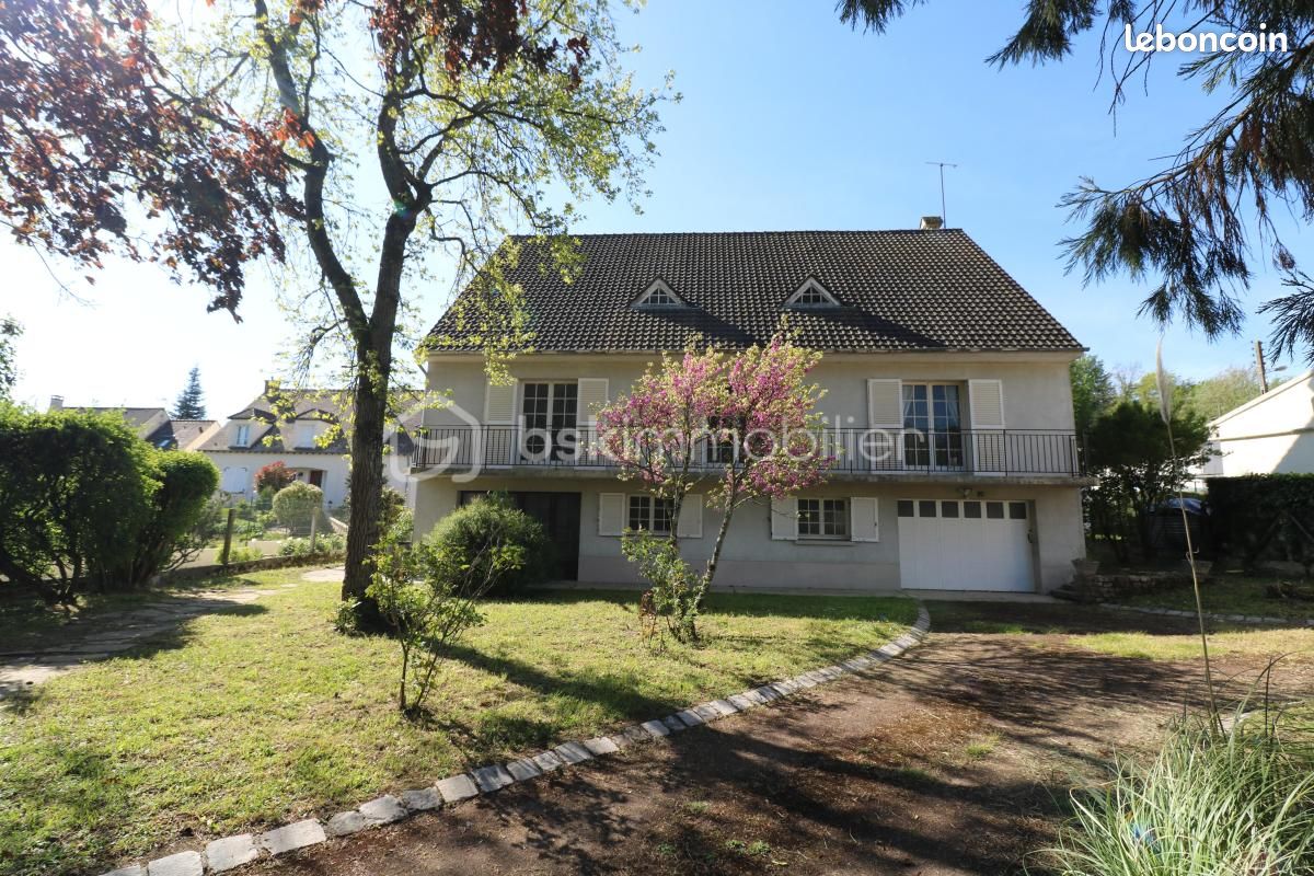 Maison 10 pièces 275 m² · à Provins · 275 m² · 420 000 €