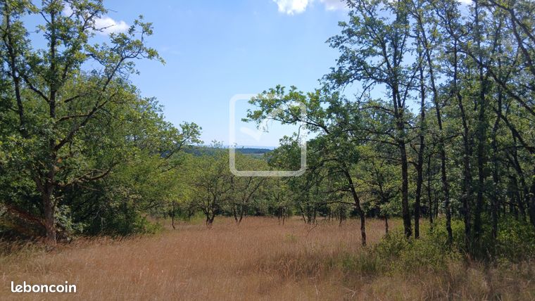 Terrain 3024 m² Cuzance