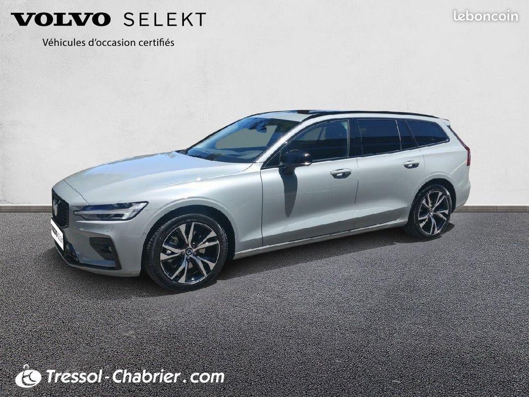 VOLVO V60 Micro hybride essence B4 197 ch DCT7 Ultra Style Dark (image 1)
