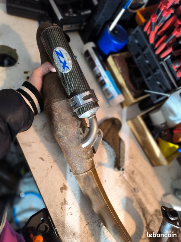 Leovince zx carbone kevlar Piaggio zip nrg Aprilia sr 50 Typhoon