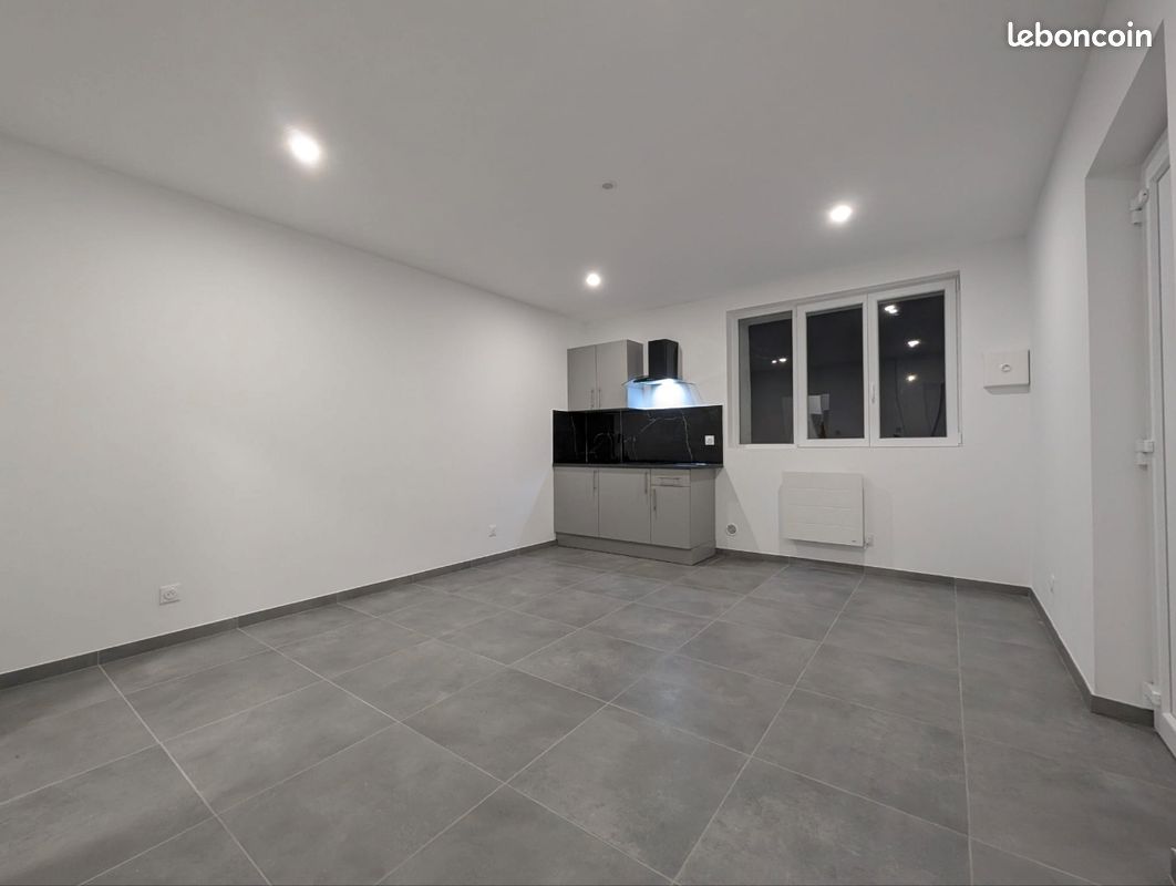 Appartement 1 pièce 26 m² · à Mazan · 26 m² · 550 €/mois