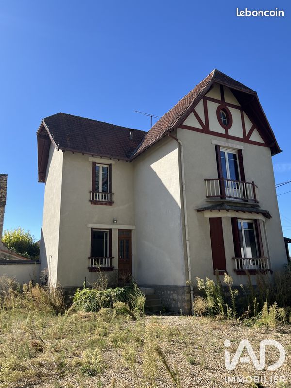 Maison 4 pièces 131 m² · à Darvault · 131 m² · 291 000 €